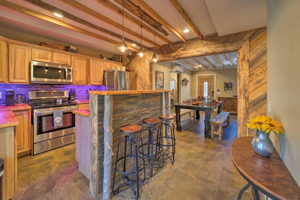 Cozy Cabin Retreat With Patio And Fenced Yard Payson Extérieur photo