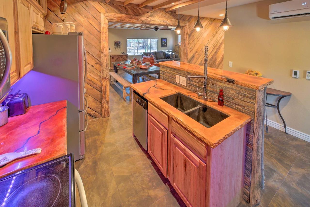 Cozy Cabin Retreat With Patio And Fenced Yard Payson Extérieur photo